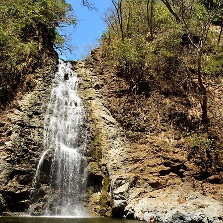 Hotel La Cascada Puntarenas Bagian luar foto
