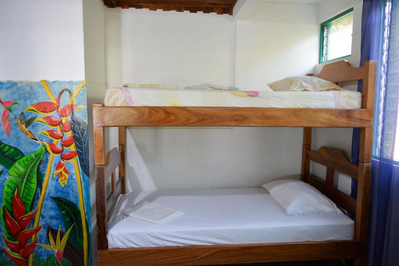 Hotel La Cascada Puntarenas Bagian luar foto