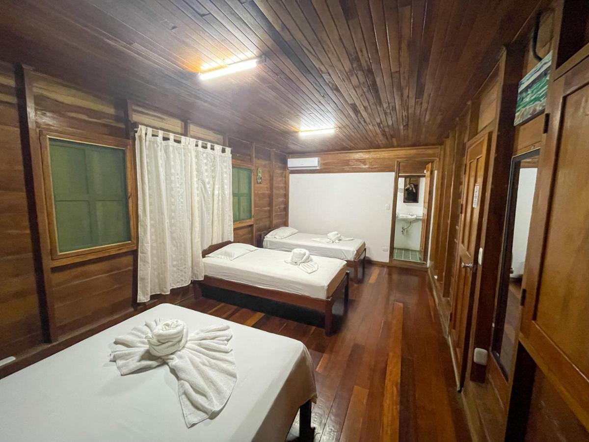 Hotel La Cascada Puntarenas Bagian luar foto