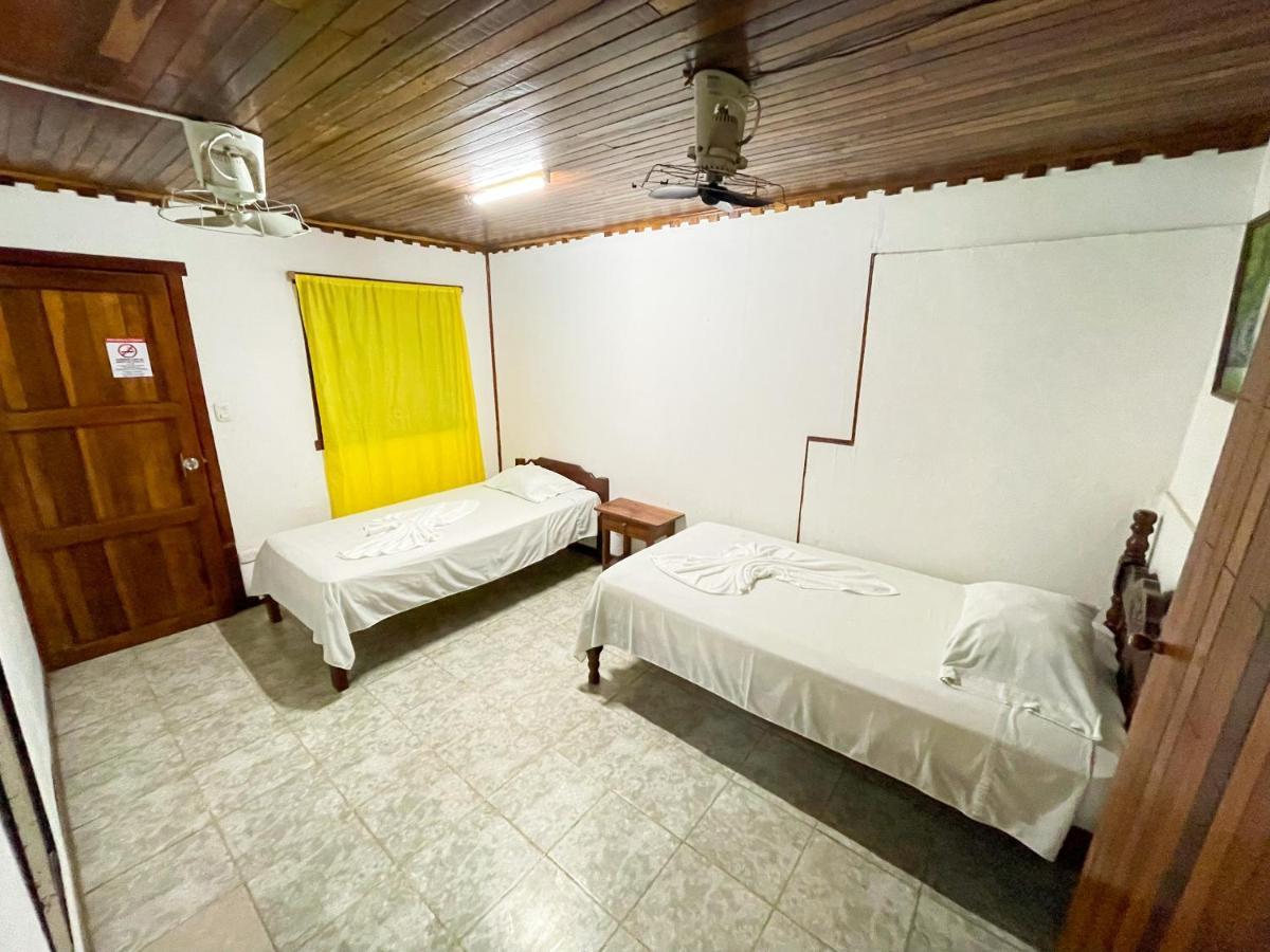Hotel La Cascada Puntarenas Bagian luar foto